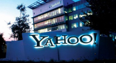 Прибыль Yahoo снизилась до $296,7 млн.
