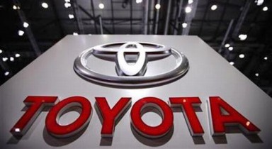 Toyota отзывает более 800 тыс. машин по всему миру.