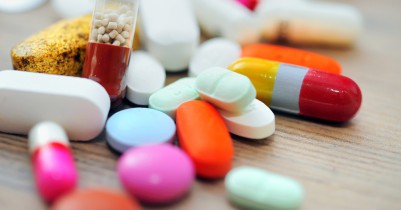 Украинцы ежегодно тратят 32 млрд гривен на лекарства.