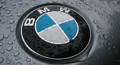 BMW отзывает 176.000 авто по всему миру из-за усилителя тормозов.