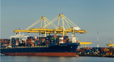 Кабмин предлагает увеличить штрафы за нарушение безопасности в портах.
