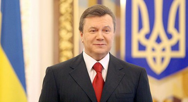 Янукович подписал закон о замене общественных работ штрафом или арестом.