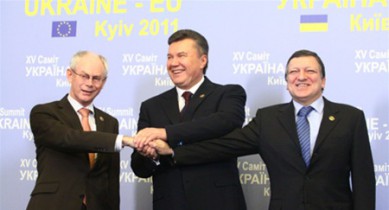 Соглашение с Украиной все еще в повестке дня - заявление Баррозу и Ромпея.