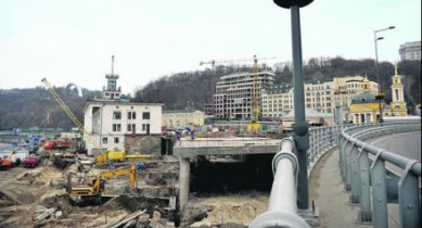 Для завершения строительства тоннеля на Почтовой площади нужно 30 млн грн.