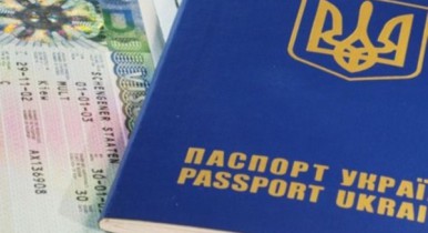 В Польше начали кампанию за отмену виз украинцам.