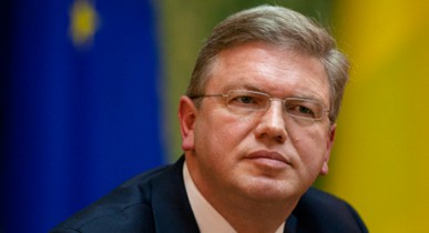 У Фюле объяснили заявление о приостановке переговоров с Украиной по ассоциации.