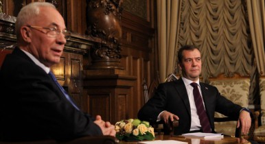 Премьер-министры России и Украины обсудят ряд крупных проектов.