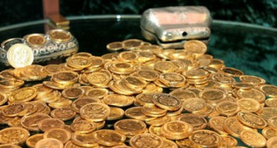 Очереди за памятными монетами выстраиваются еще до их появления в банке.