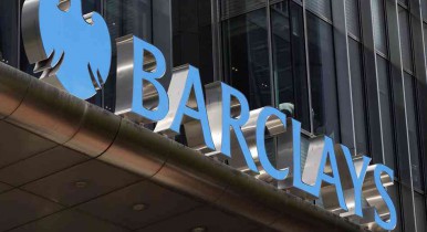 Barclays закроет часть филиалов и сократит сотни рабочих мест.