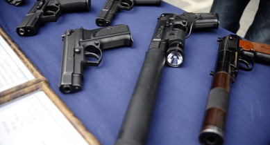 В Украине хотят разрешить свободное владение оружием.