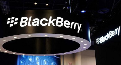 BlackBerry и Foxconn представили совместные смартфоны.