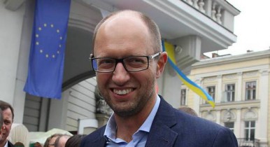 Яценюк назначен премьер-министром Украины.