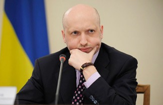 Турчинов подписал меморандум между Украиной и ЕС о выделении 610 млн евро макрофинансовой помощи
