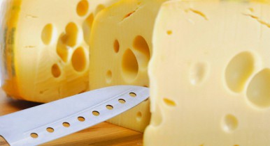 Казахстан запретил украинский сыр