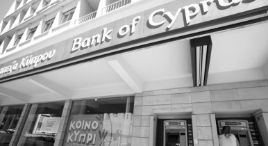 Банк Кипра остался без Главы Правления