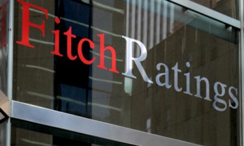 Fitch понизило рейтинги 13 российских банков