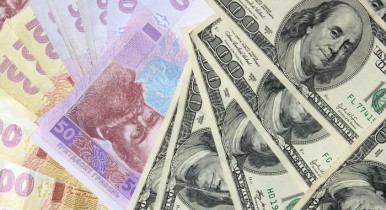 Банкиры и НБУ договорились о снижении курса доллара