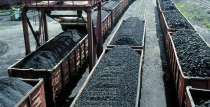 Украина за месяц снизила вдвое добычу угля