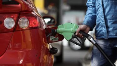 Бензин в ближайшие дни может существенно подешеветь