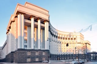 Яценюк предложил кандидатуры на руководящие посты в экономическом блоке правительства