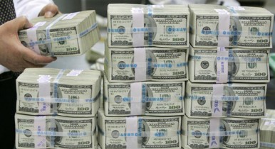 НБУ: Экспортеры начали возвращать валюту в Украину