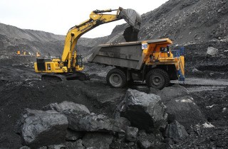 Добыча угля в октябре сократилась на 58,8%