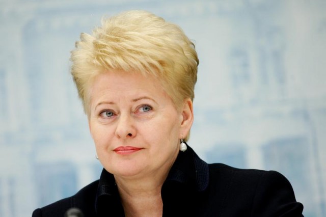 Президент Литвы завтра посетит Украину