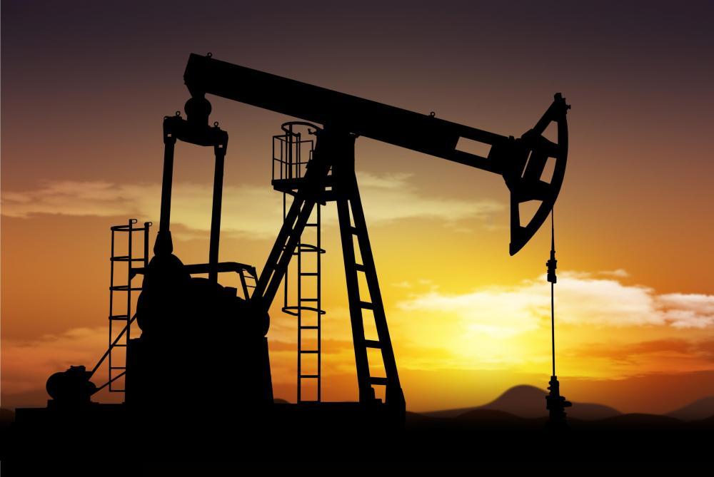 Цены на нефть растут благодаря снижению запасов в США