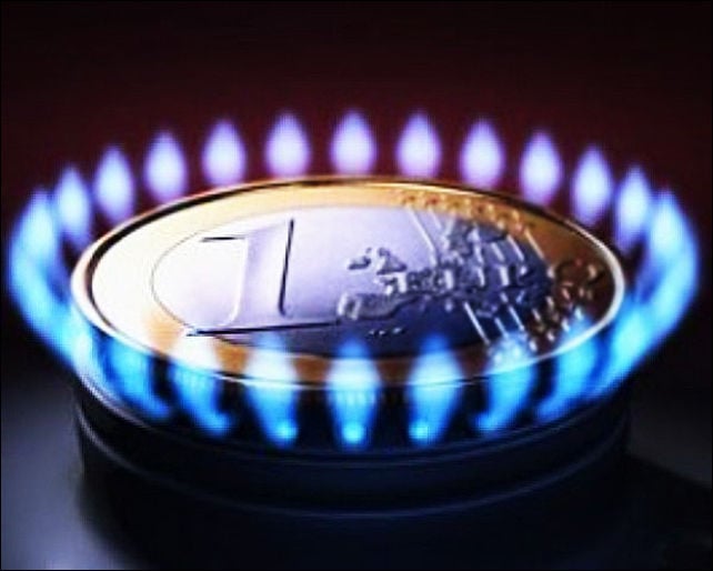 В госбюджет-2015 цена на газ заложена на уровне 345 долларов за тыс. куб.м