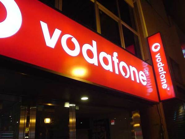 МТС Украина будет работать под брендом Vodafone