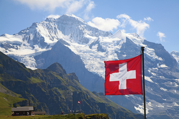 Швейцария ставит «рогатки» на грязные деньги