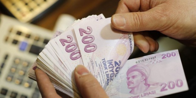 Турецкая лира и рубль упали
