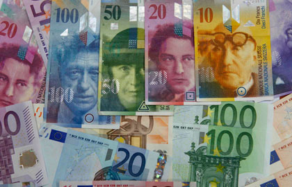Швейцария готова к валютным интервенциям ради ослабления франка