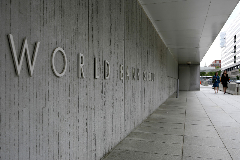 Всемирный банк: падение цен на нефть выгодно глобальной экономике