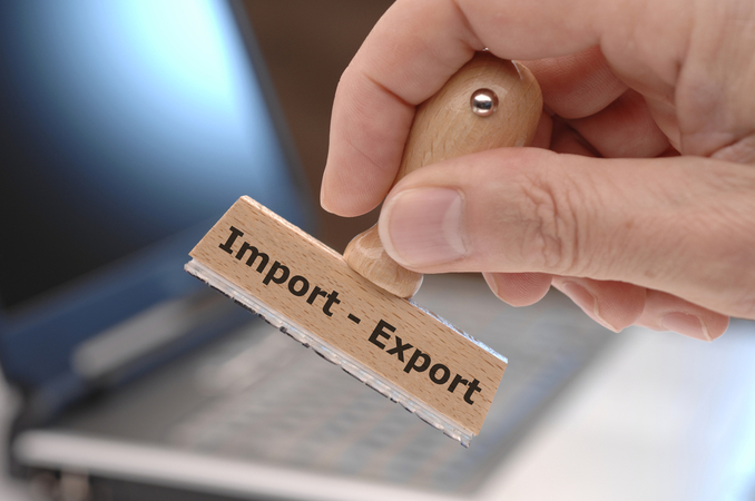 В январе-феврале украинский экспорт превысил импорт на 106,7 млн долларов