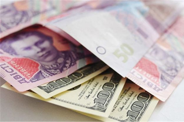 Что делать с долларом, если купили по высокому курсу: советы эксперта