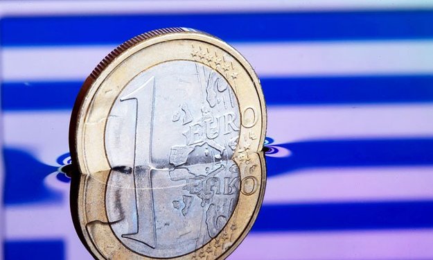 Курс пары евро/доллар болезненно реагирует на известия из Греции