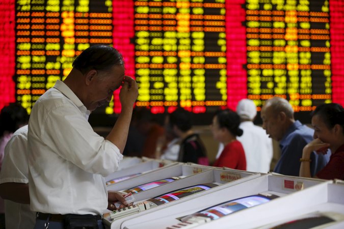 Фондовый рынок Китая прекратил падение