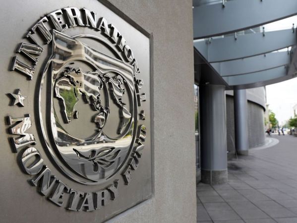 МВФ видит первые признаки восстановления экономики Украины