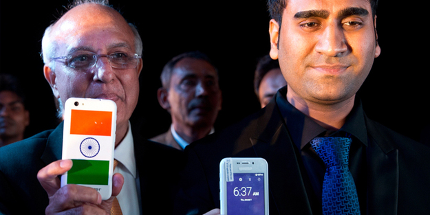 www.bbc.com/news/world-asia-india-35595500 Индийская компания разработает самый дешевый смартфон в миреИндийская компания Ringing Bells объявила о выпуске Freedom 251 – самого дешевого смартфона в мире.