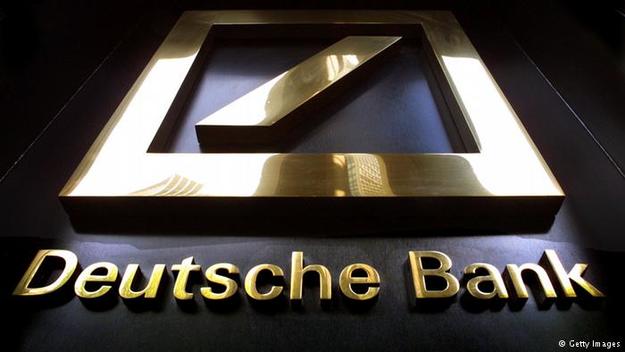 Аналитики JPMorgan Chase считают, что крупнейший инвестиционный банк Европы Deutsche Bank может сэкономить $2,2 млрд в этом году не нанимая новых сотрудников на работу.