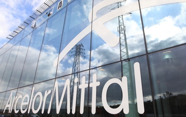 ArcelorMittal – крупнейший производитель стали в мире сократил прибыль в первом квартале на 33%.