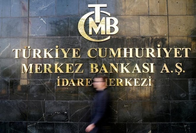 Центральный банк Турции продолжает смягчать монетарную политику.