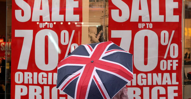 В прошлом месяце розничные продажи в Великобритании показали самое большое падение за последние полгода.