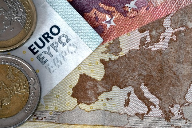 Кредитование компаний и домохозяйств еврозоны ускорило рост в июле.