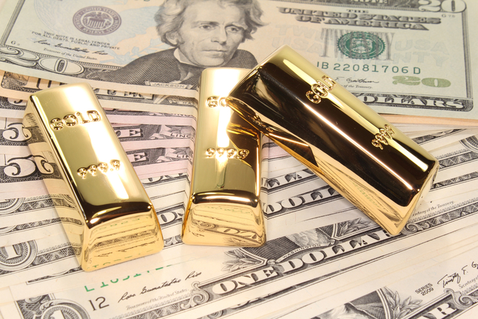 Национальный банк понизил курсы серебра и золота.
