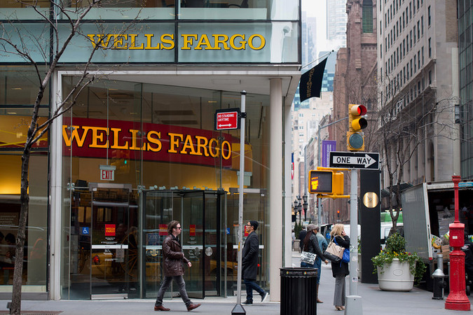 JP Morgan обошел Wells Fargo и стал самым крупным банком по рыночной капитализации.