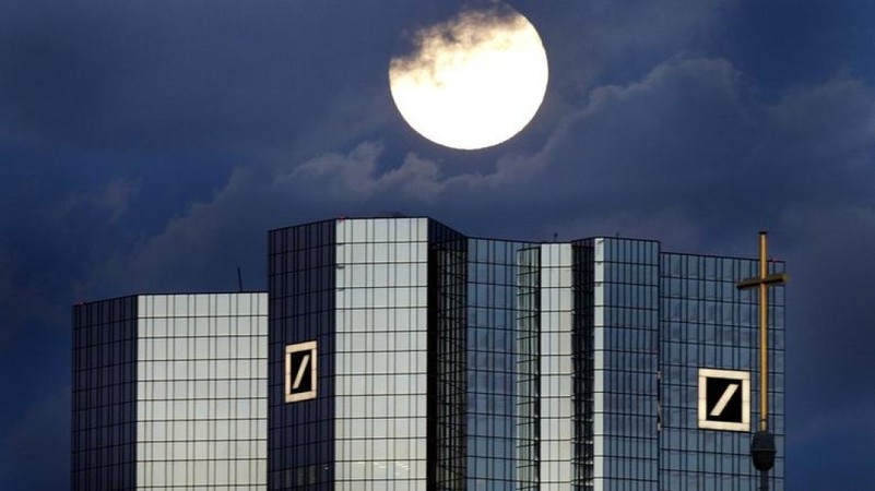Deutsche Bank работает на секьюритизацией корпоративных кредитов на миллиарды долларов.