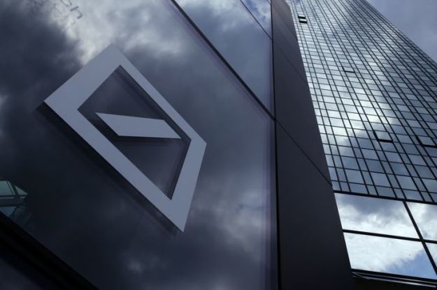 Deutsche Bank проводит неофициальные переговоры с компаниями, специализирующимися на торговле ценными бумагами.