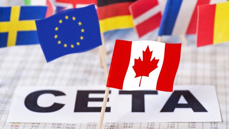 Конституциональный суд Германии отклонил иск активистов, призывающих не подписывать договор о Всеобъемлющем экономическом и торговом сотрудничестве (CETA) между ЕС и Канадой.